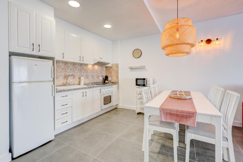Neptuno 2A017, Puerto de Santiago – Updated 2023 Prices