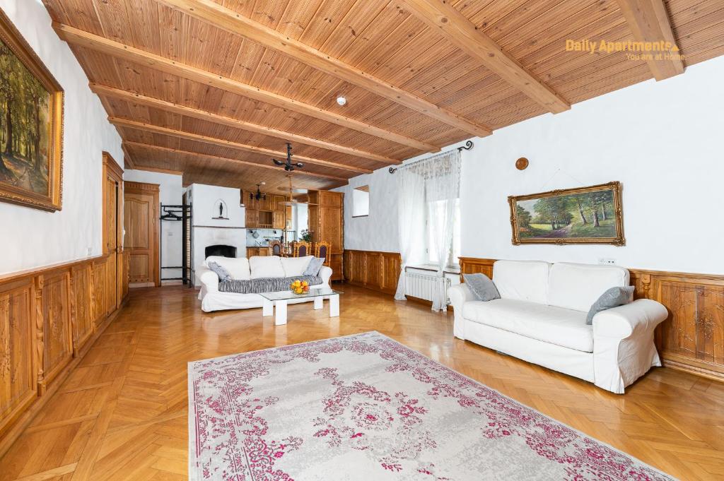 Luxury Suites - Antique with Sauna - Superior Apartment With Sauna
