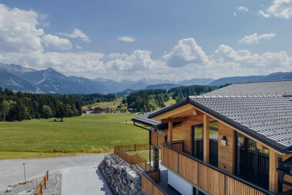 Nespecifikovaný výhled na hory nebo výhled na hory při pohledu z hotelu