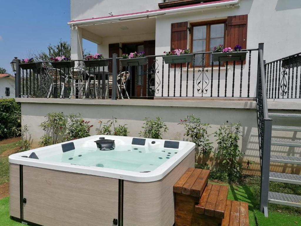 Casa rural SOROA landetxea - Huis Met Vijf Slaapkamers