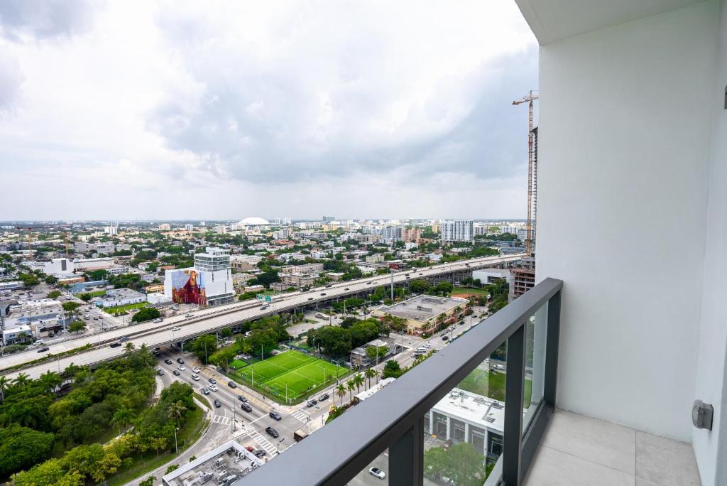 Linna Miami üldine vaade või majutusasutusest Smart Brickell Hotel pildistatud vaade