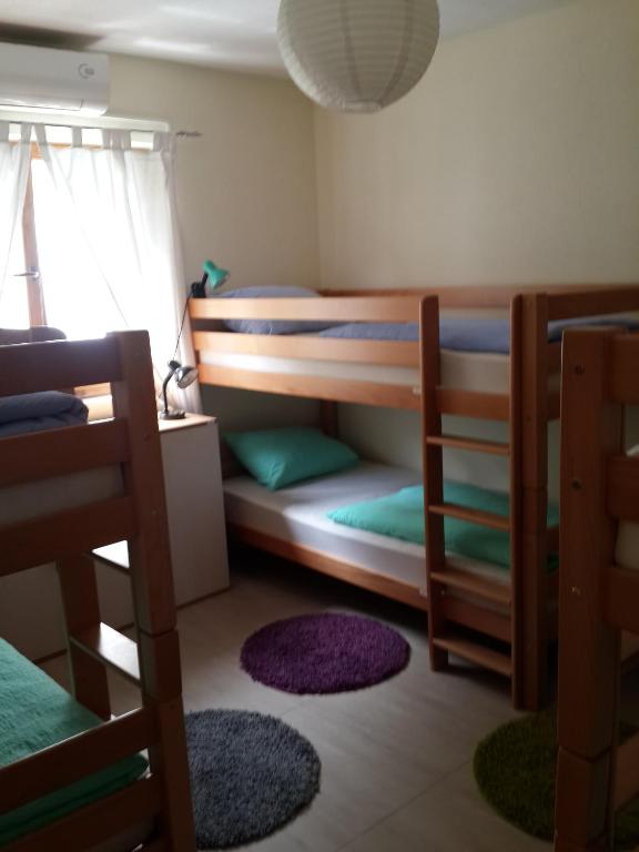 Postel nebo postele na pokoji v ubytování Hostel Bojo