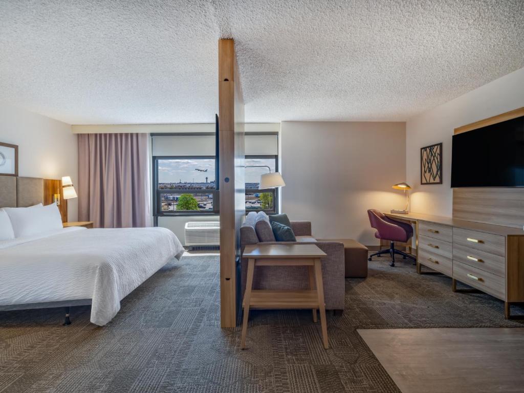 Staybridge Suites Chicago O'Hare - Rosemont by IHG photo