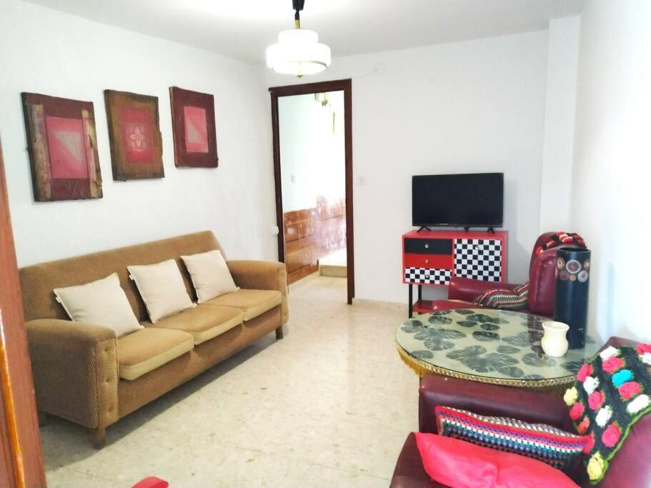 La vie de boheme, Alhama de Granada – Tarifs 2023