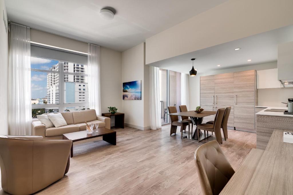 Costa Hollywood Beach Resort - An All Suite Hotel - One Bedroom Suite Queen With Water View