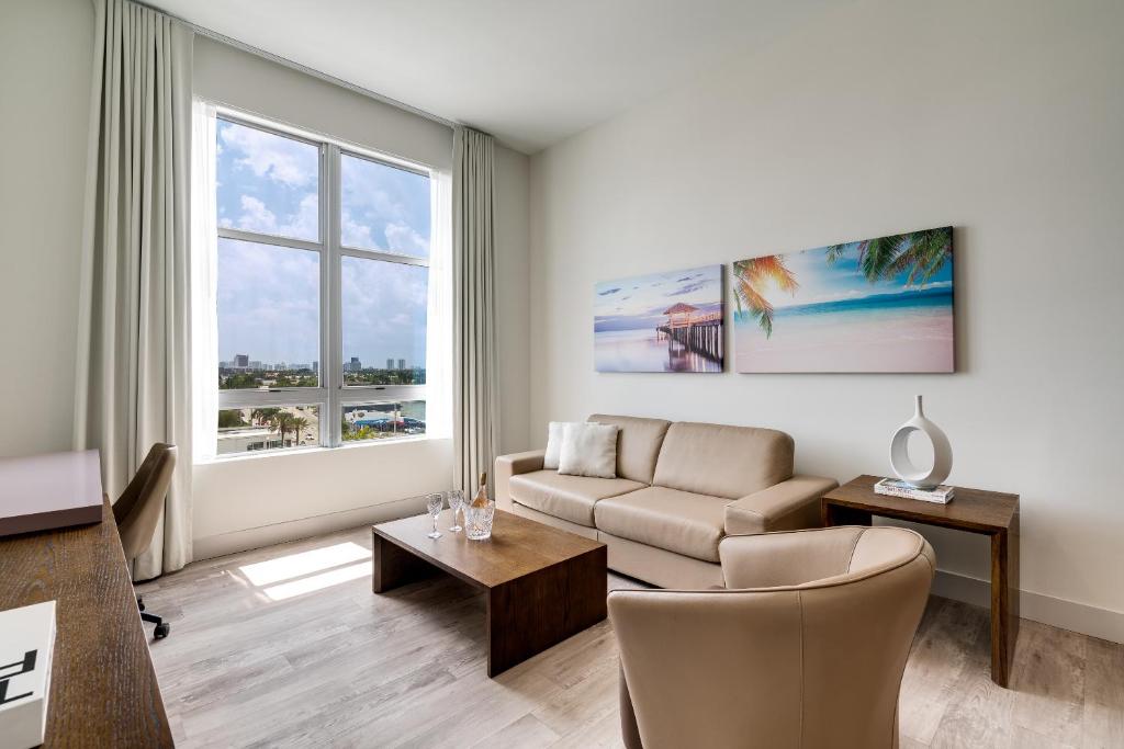 Costa Hollywood Beach Resort - An All Suite Hotel - One Bedroom Suite King