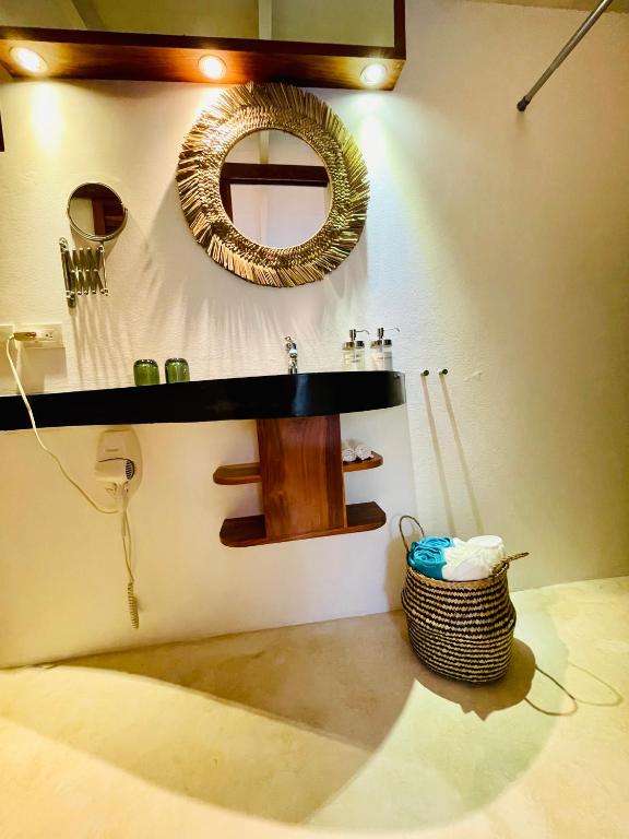 Koupelna v ubytování Leeloo Boutique Hotel