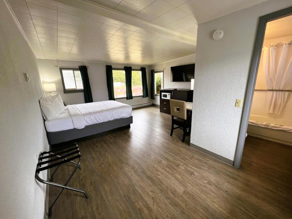 Our Place at The Beach - Queen Room