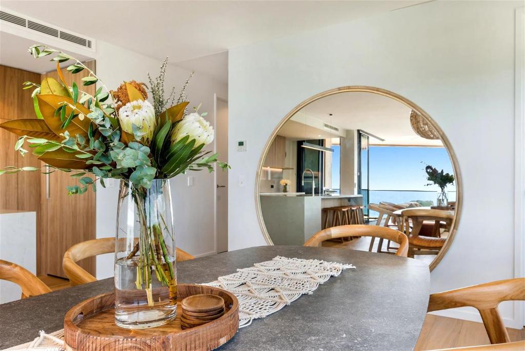 Posezení v ubytování Absolute Beachfront Luxury Apartment
