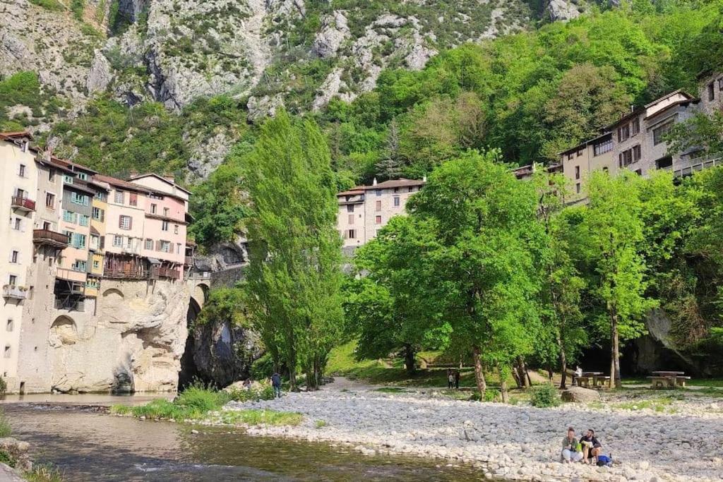 Příroda nedaleko apartmánu