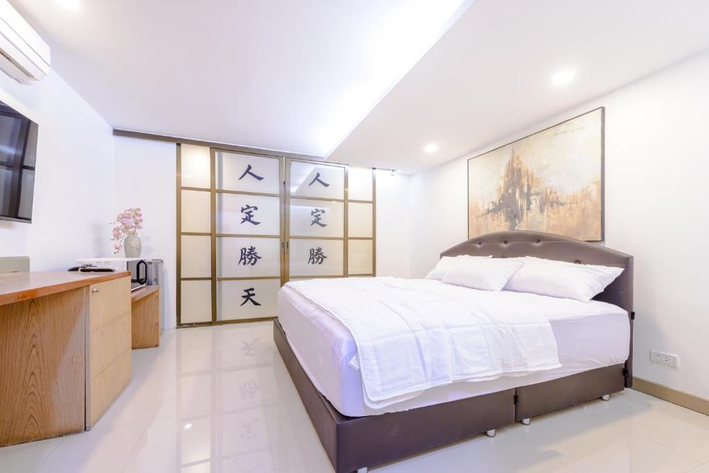 Pasadena Lodge - Resim 9