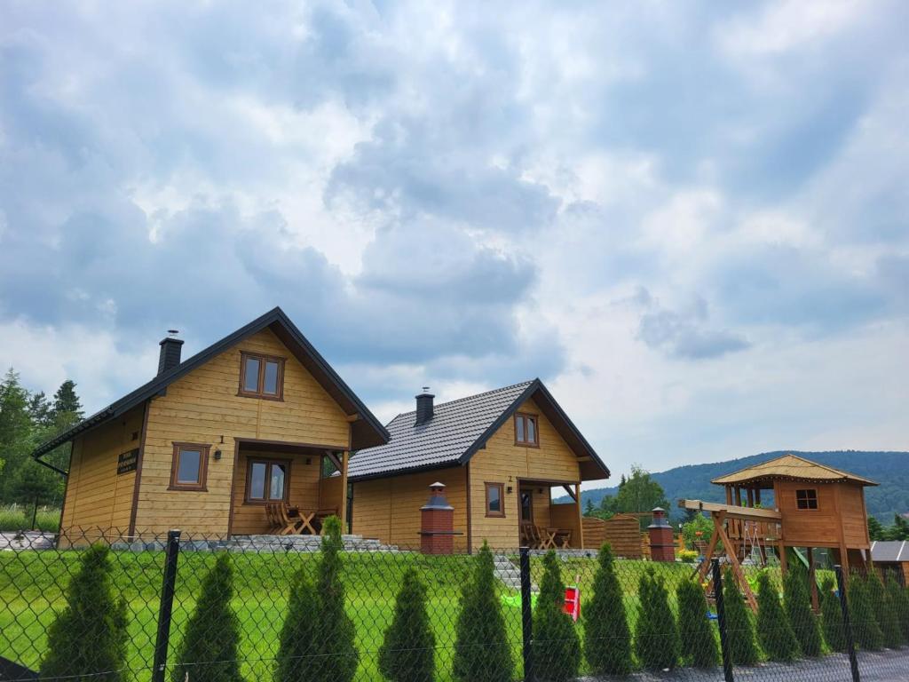 Budova, v ktorej sa dovolenkový dom nachádza