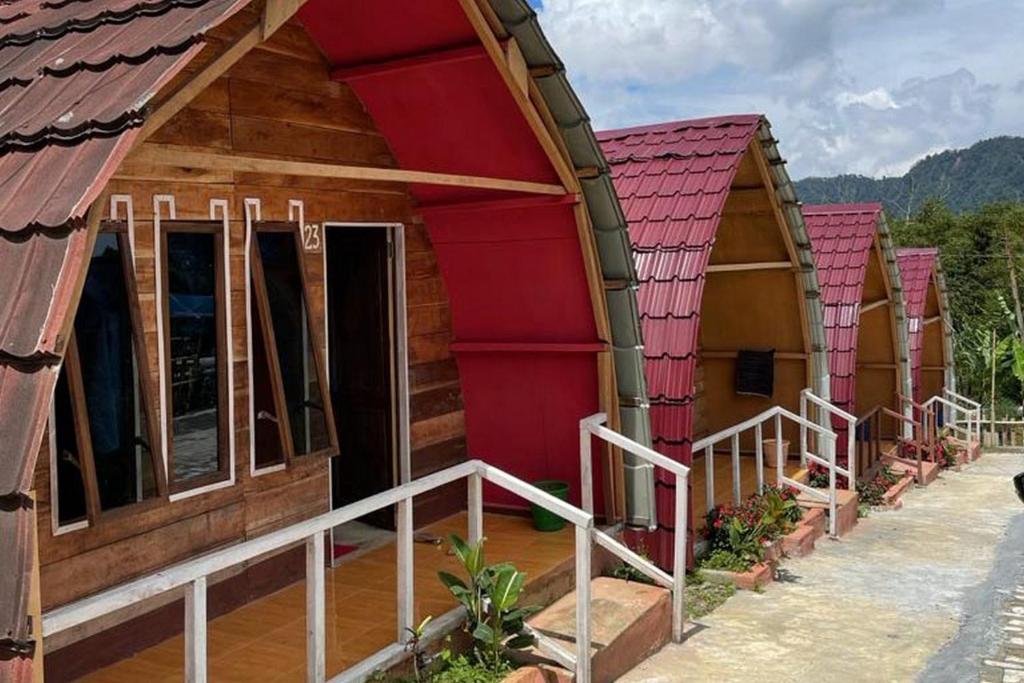 Nespecifikovaný výhled na hory nebo výhled na hory při pohledu z hotelu
