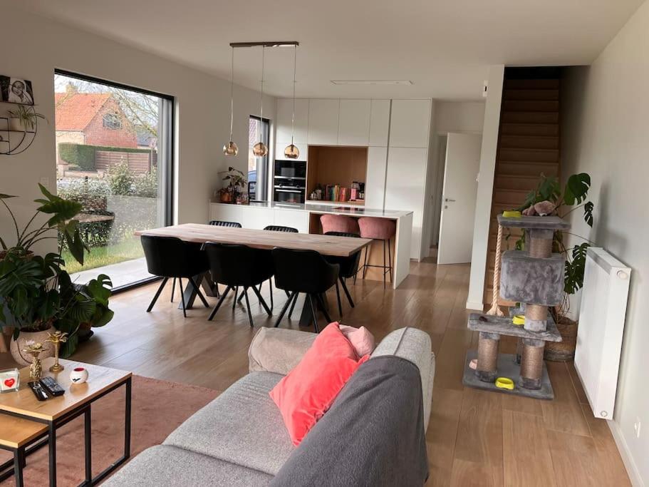 Kuchyň nebo kuchyňský kout v ubytování Casa fontanita