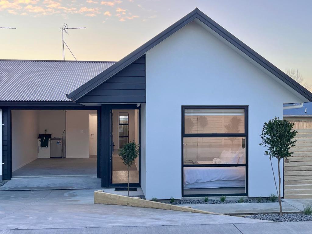 Brand New & Ready for You! By KOSH BNB - Resim 19