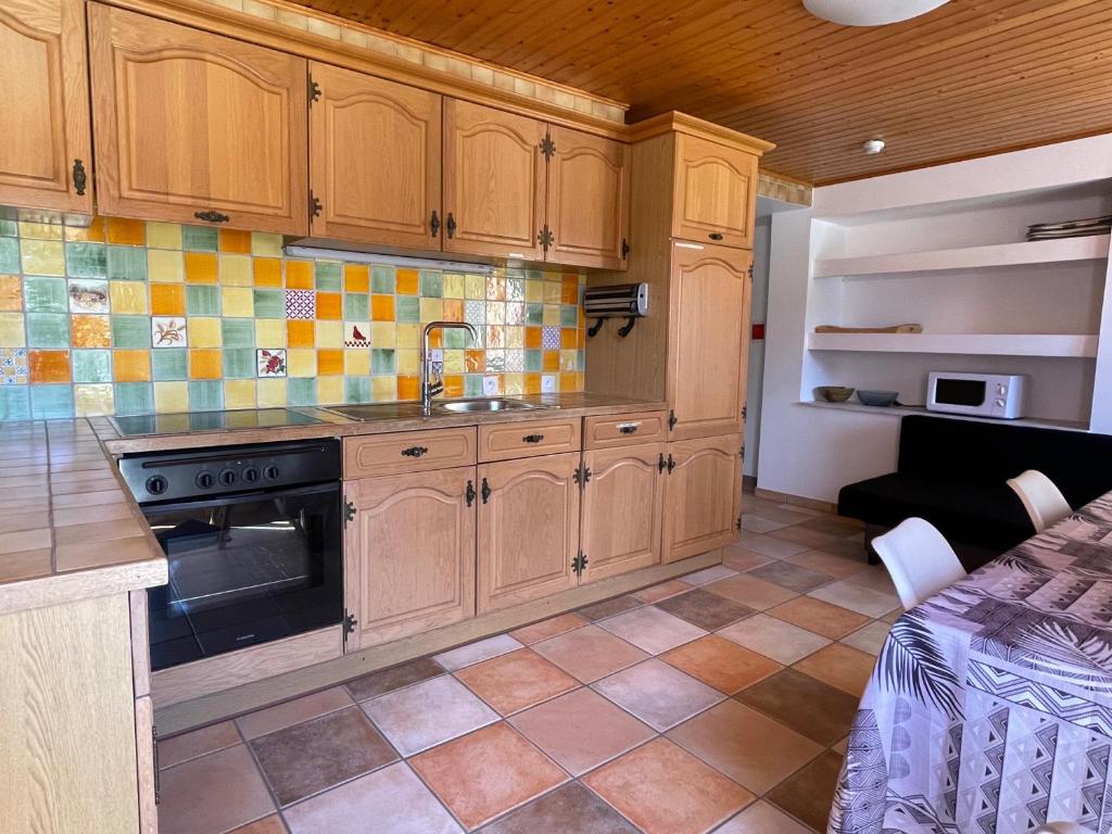 La Rabasse de Gallinette - Appartement Avec Vue Sur Piscine