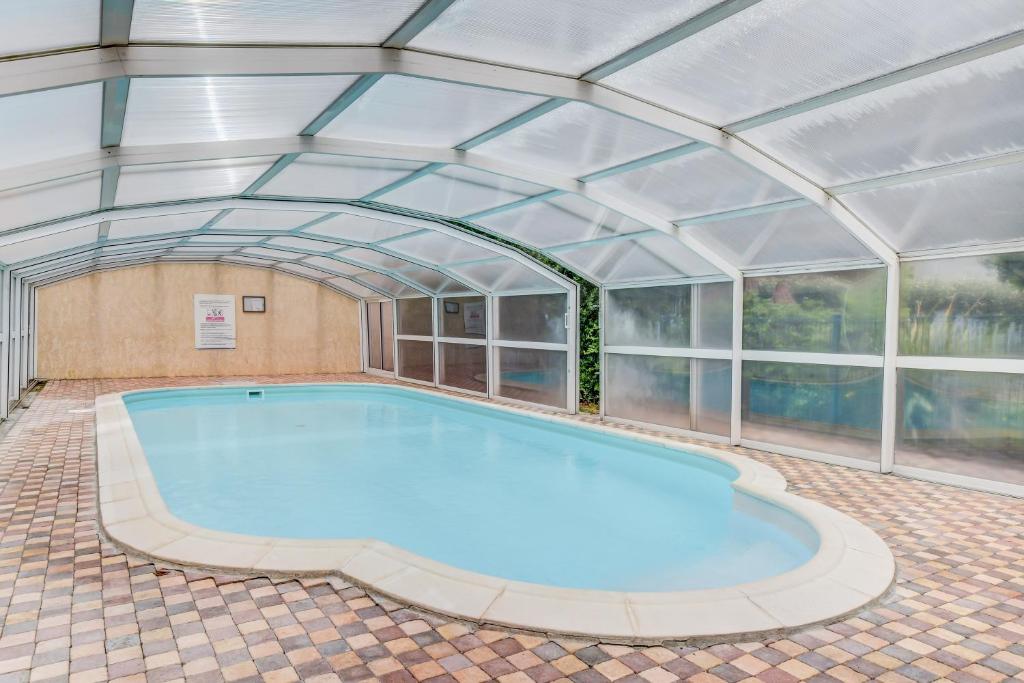 Le Marigny - Studio avec piscine partagée
