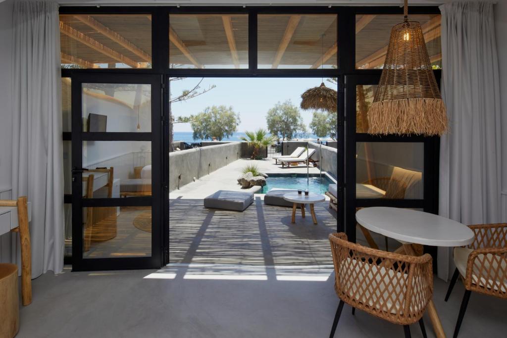 Balkón nebo terasa v ubytování Oscar Beachfront Suites - Adults Only
