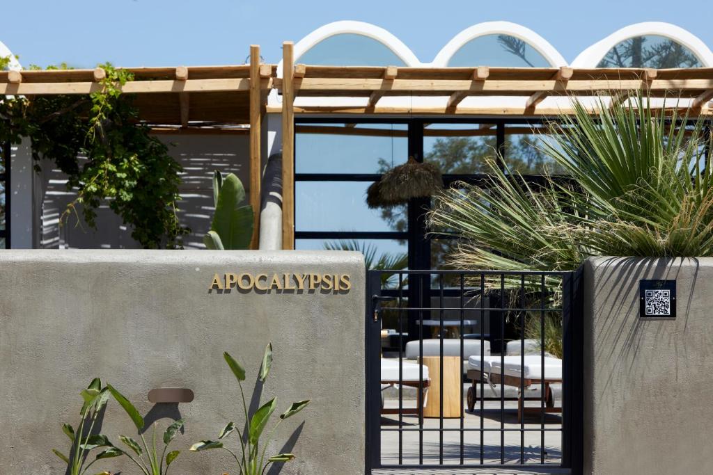 Fotografie z fotogalerie ubytování Oscar Beachfront Suites - Adults Only v destinaci Perivolos