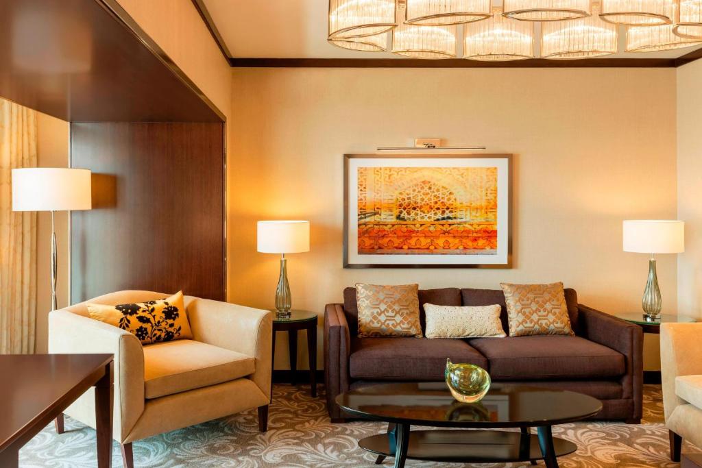 Sheraton Dubai Creek Hotel & Towers - Resim 39