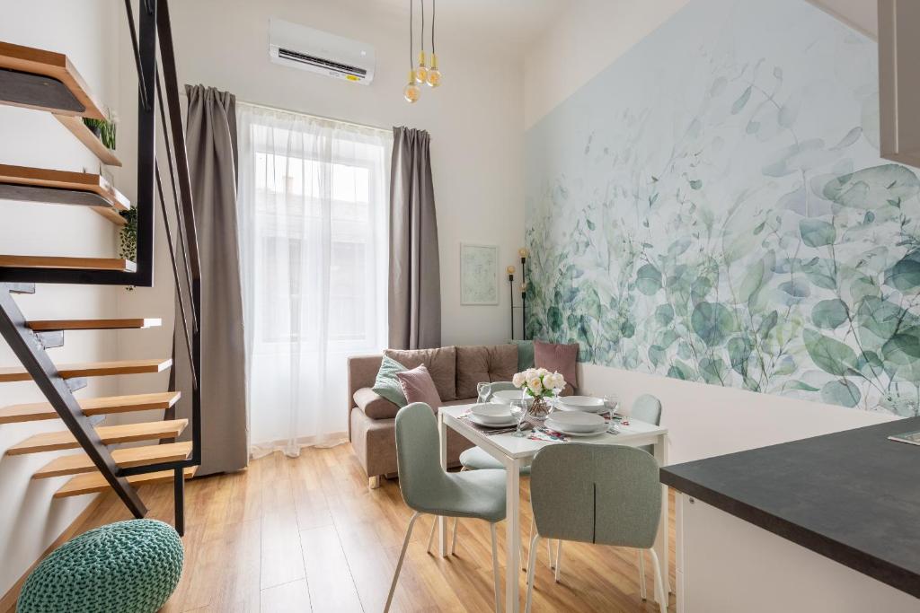 Budapest Holidays Cosy 1066 Budapest, 5 Jókai utca kép - 1