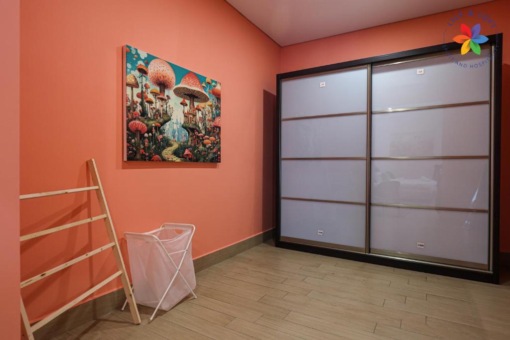 Fotografie z fotogalerie ubytování Private Studio in Bungalow by LilyandLoft v destinaci Subang Jaya
