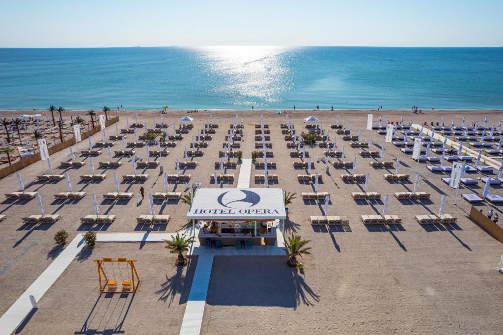 Hotel Opera Mamaia