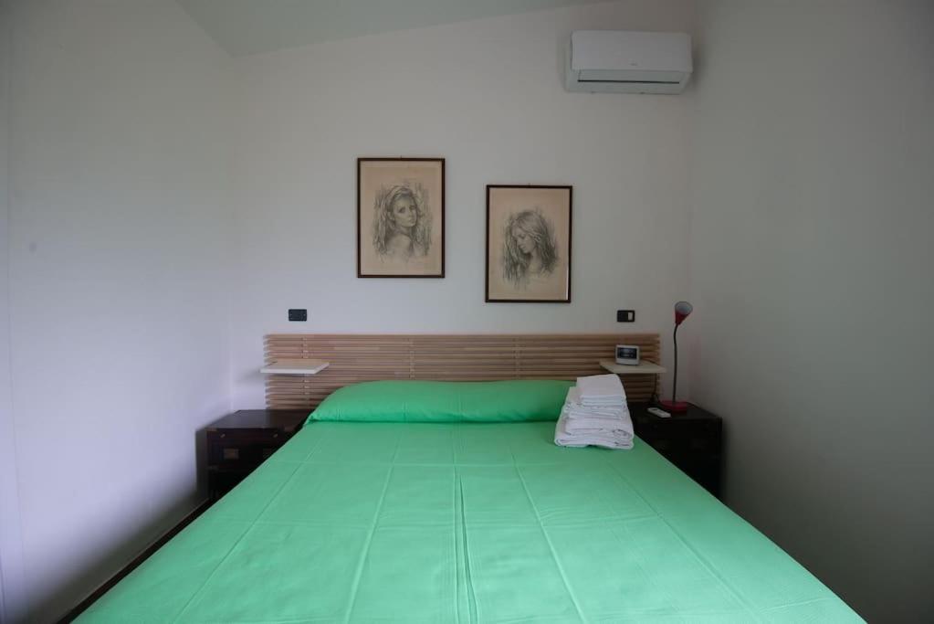 Ένα ή περισσότερα κρεβάτια σε δωμάτιο στο Villa Adelaide, Casa Vacanze a Reggio Calabria