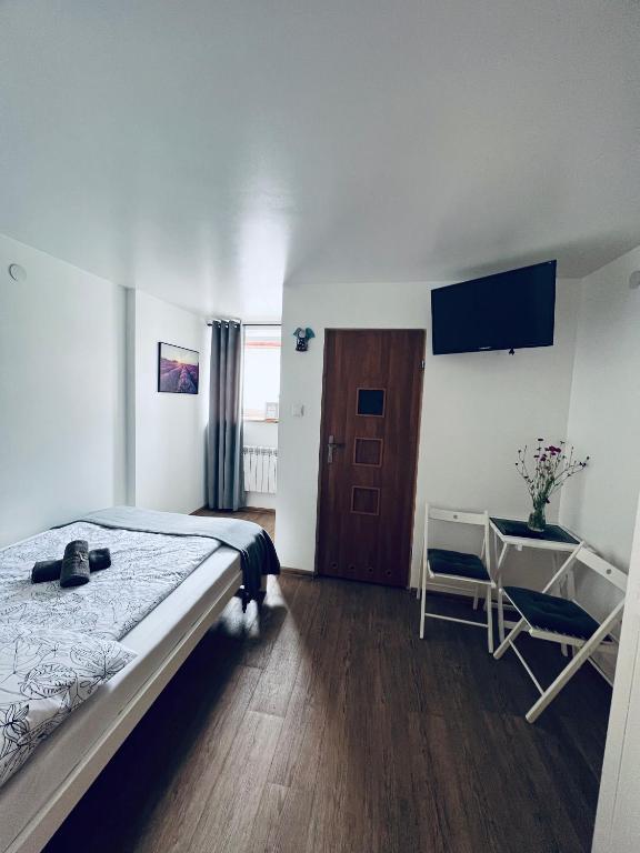 Noclegi Przystanek Bieszczady w Centrum - 16