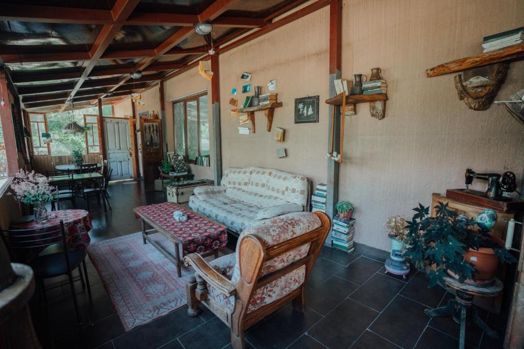 Posezení v ubytování Hotel Metekhara