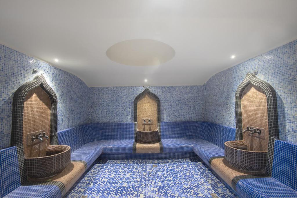 Posezení v ubytování Bushi Resort & SPA
