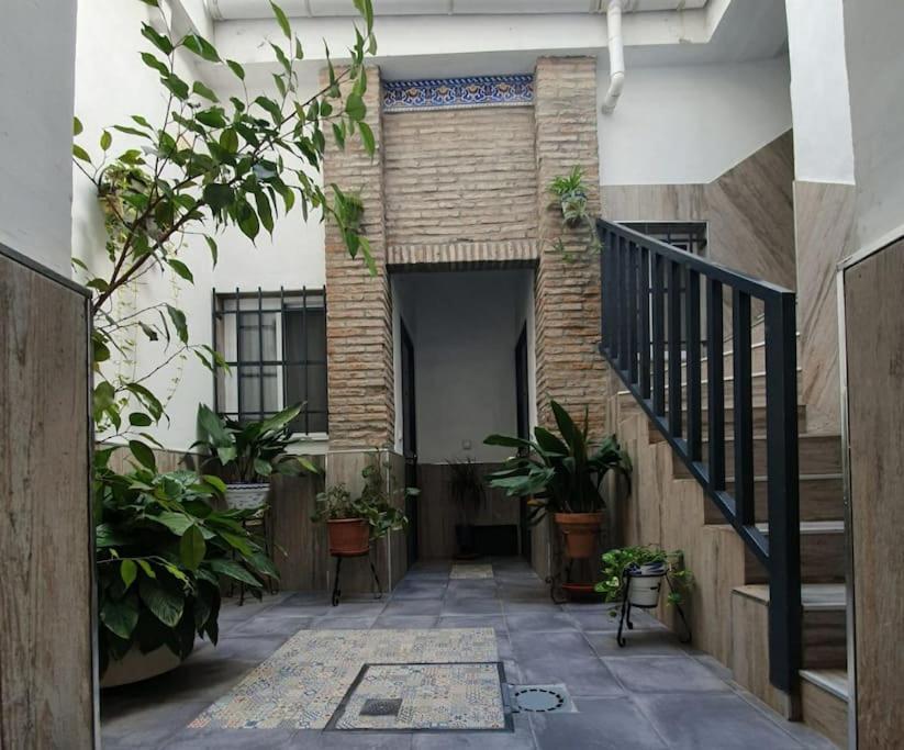 Apartamento en el Fontanal, Casa- Patio de vecinos