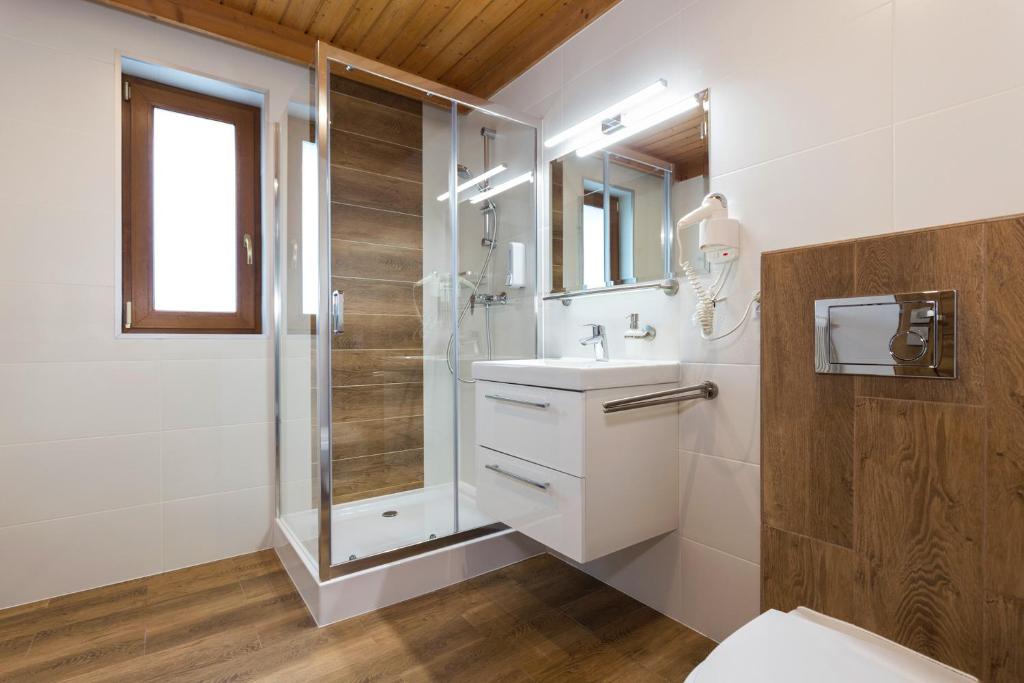 Koupelna v ubytování Hotel Post Fusch
