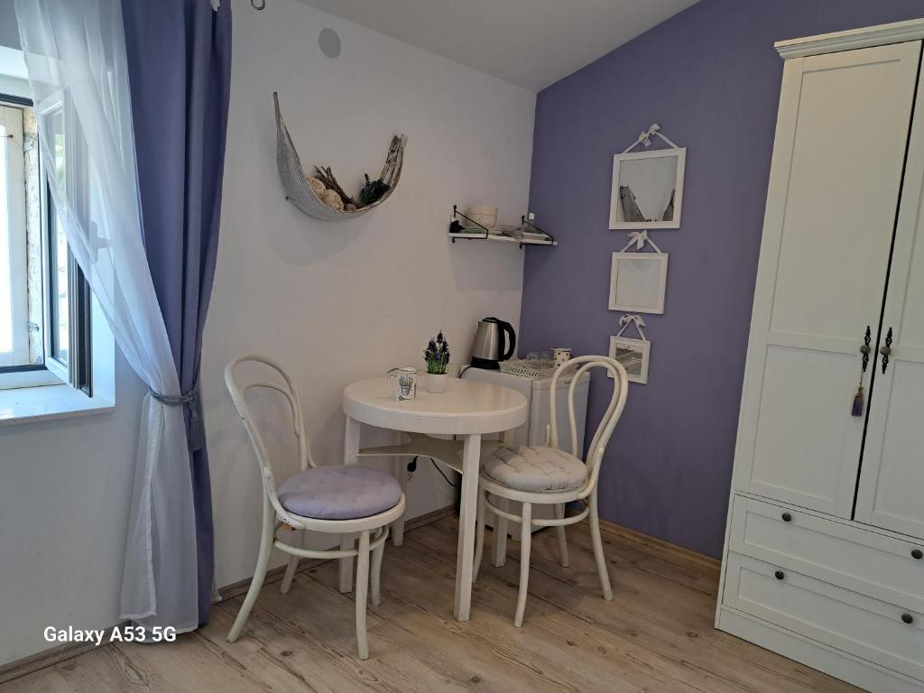 Fotografia z galérie ubytovania Heritage Rooms Kut vo Vise