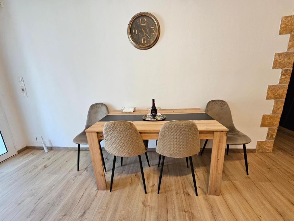 Fotografie z fotogalerie ubytování Honeywell Inn v destinaci Markopoulon