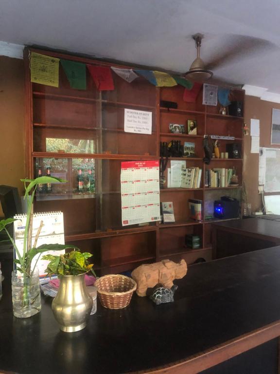 Lounge nebo bar v ubytování Tara guesthouse - Sauraha,Chitwan