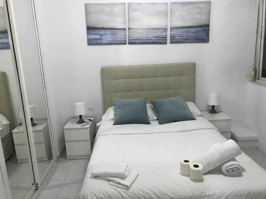 Postel nebo postele na pokoji v ubytování Apartamento en plaza callao Madrid