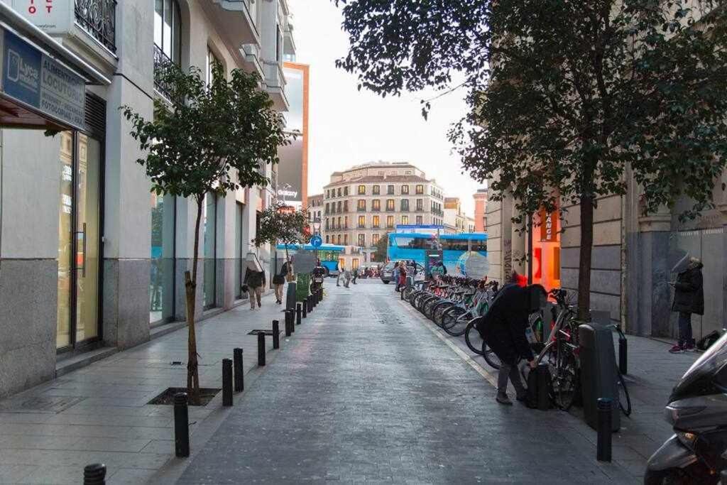 Fotografie z fotogalerie ubytování Apartamento en plaza callao Madrid v destinaci Madrid