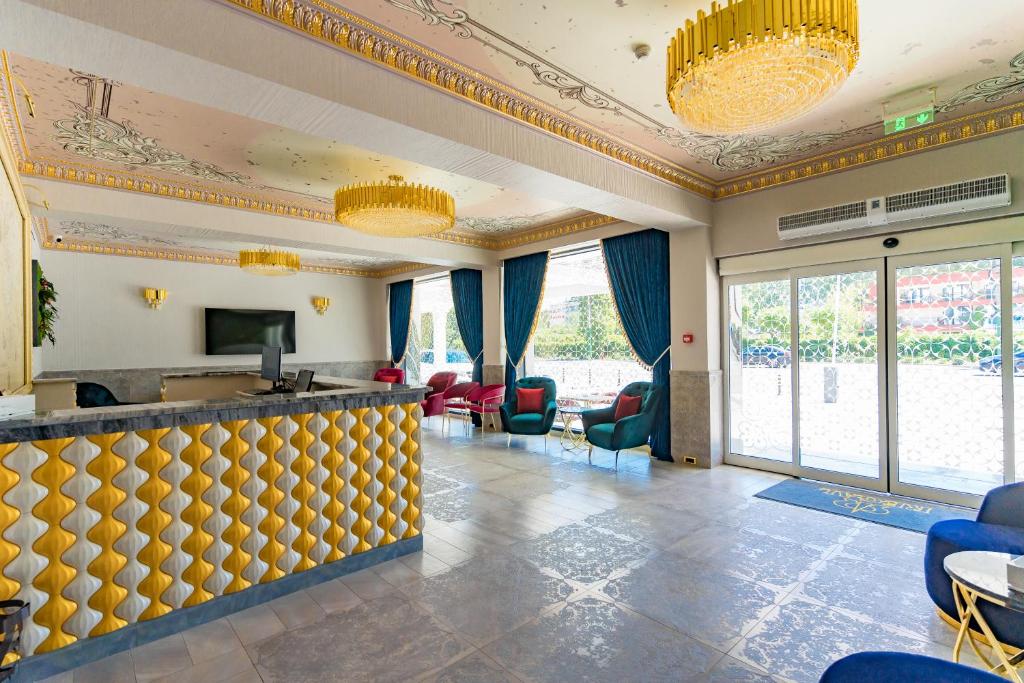 W Regal Boutique Hotel&Spa - Resim 6