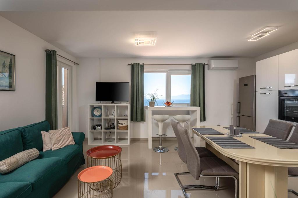 Seaview Apartment Iva Happy Rentals, Kostrena (updated prices 2024)