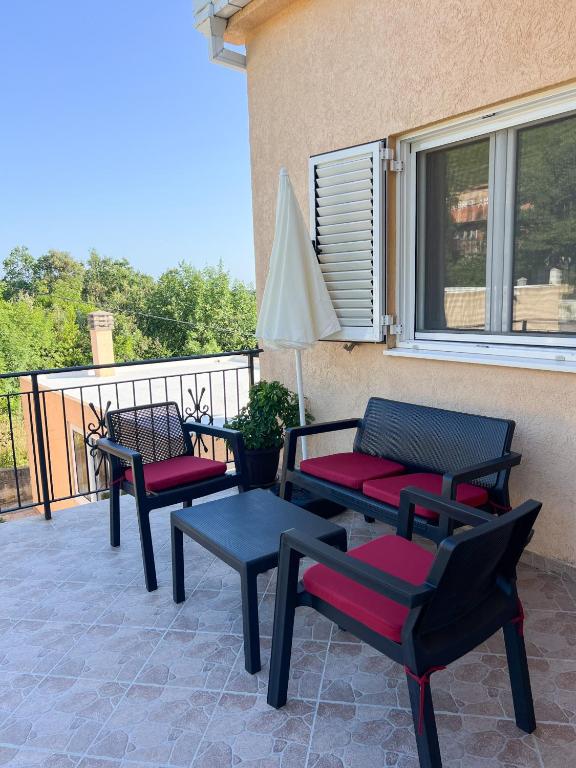 Balkón nebo terasa v ubytování Villa Pari Apartment