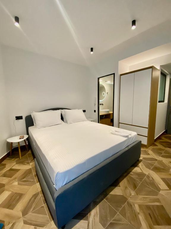 Sunshine Cozy Central Studio Basement - 5