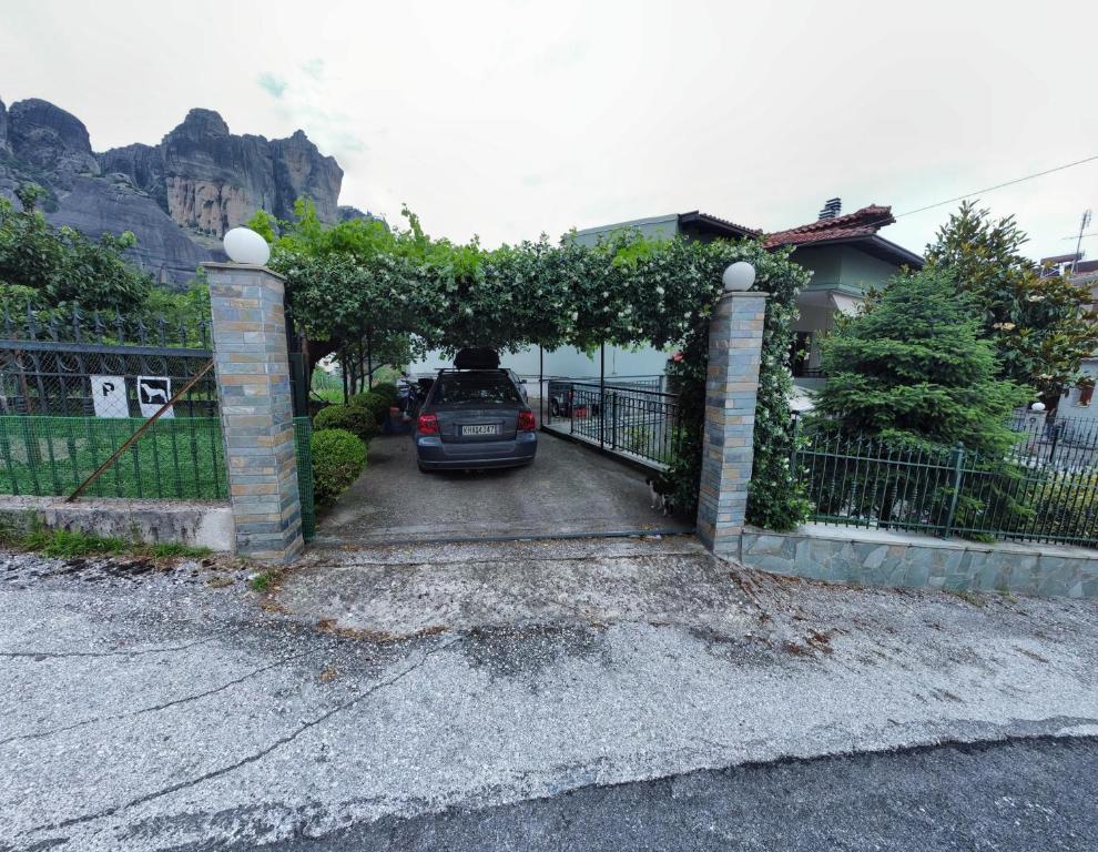 Fotografie z fotogalerie ubytování Postmans Apartment Under Meteora v destinaci Kalambaka