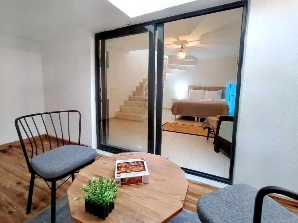 Serene Flat with Backyard Close to Konyaalti Beach