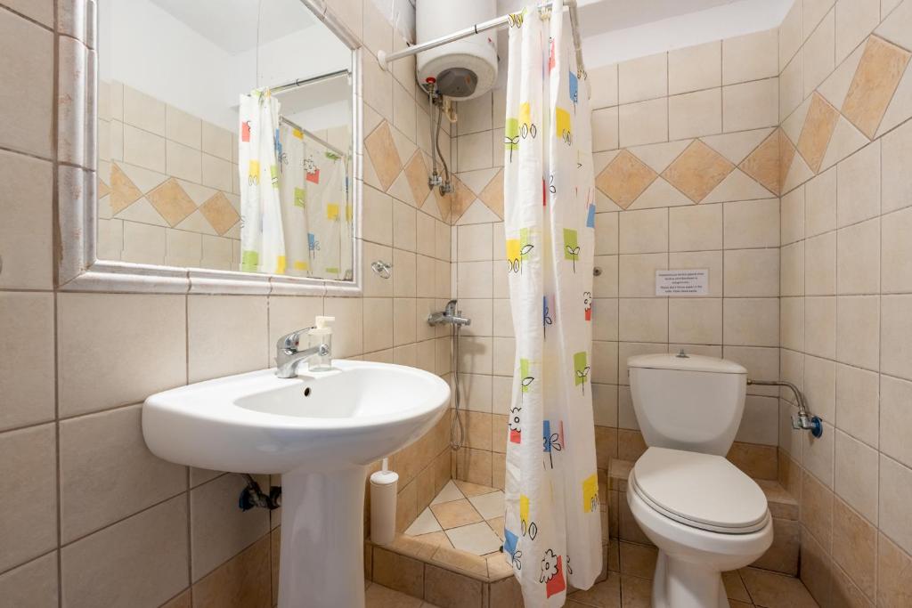 Koupelna v ubytování Effie Rooms