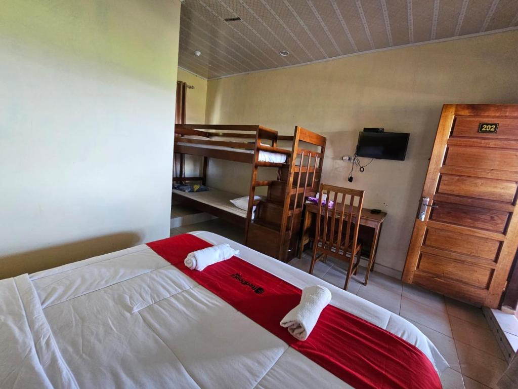 Homestay dan Cafe BungaSonsang - Family Room