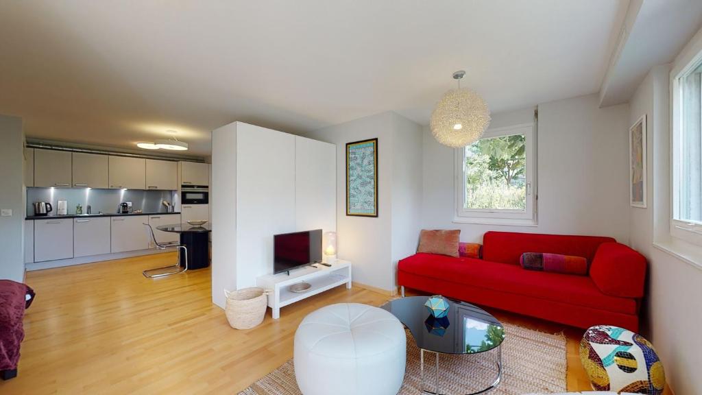 Kuchyň nebo kuchyňský kout v ubytování Spacious studio in a quiet area of Sierre