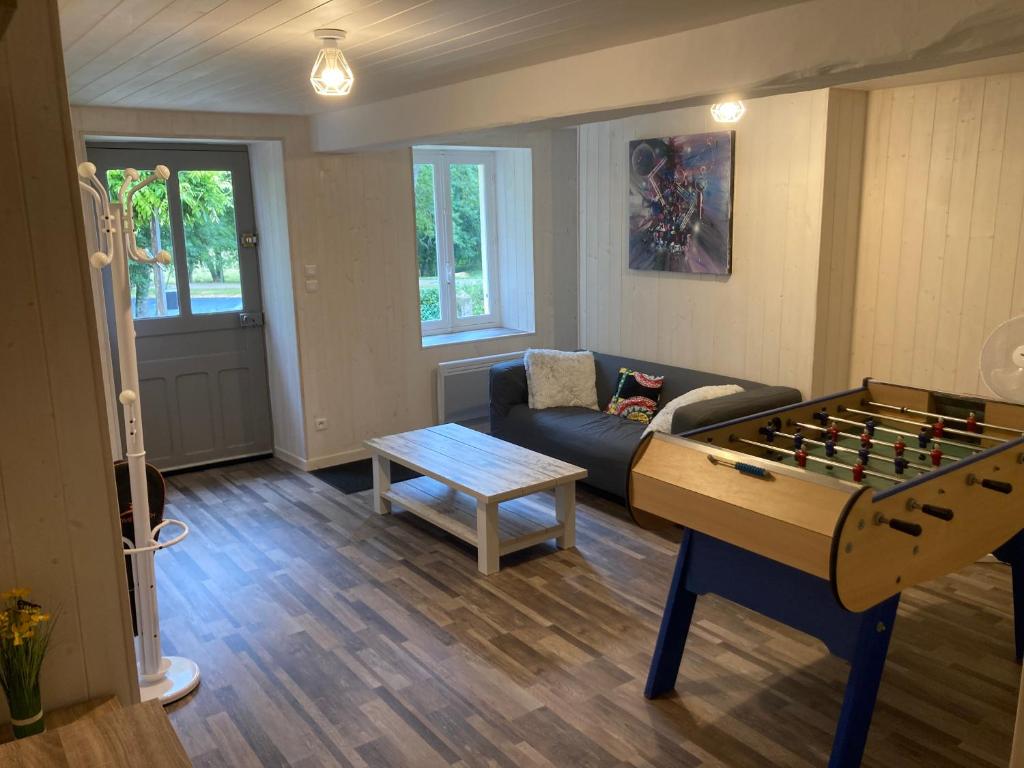 Φωτογραφία από το άλμπουμ του Guédelon 10 min Linge fourni Gîte MGB σε Dampierre-sous-Bouhy