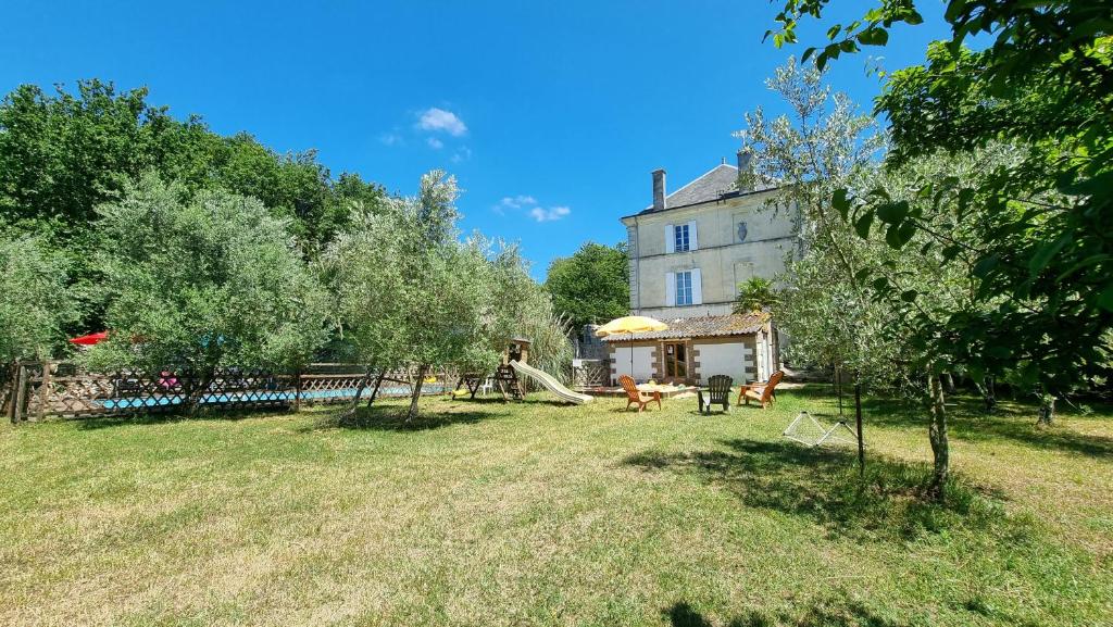 Domaine de Rochebonne - Casa De Ocho Habitaciones
