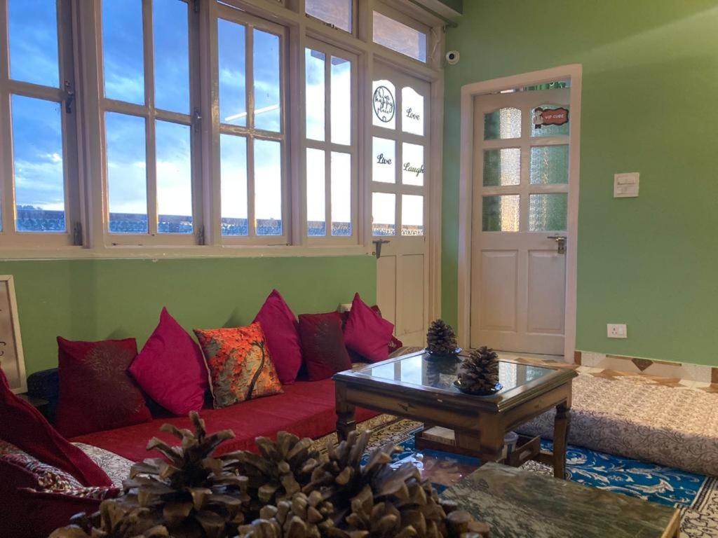 Posezení v ubytování Zu-Zu Hostels